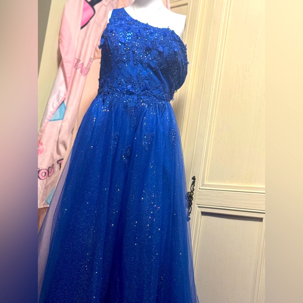 Jules & Cleo sequin and embroidered embellished dark navy blue long evening gown